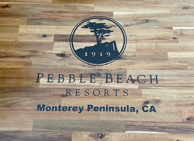 Pebble Beach Golf Table
